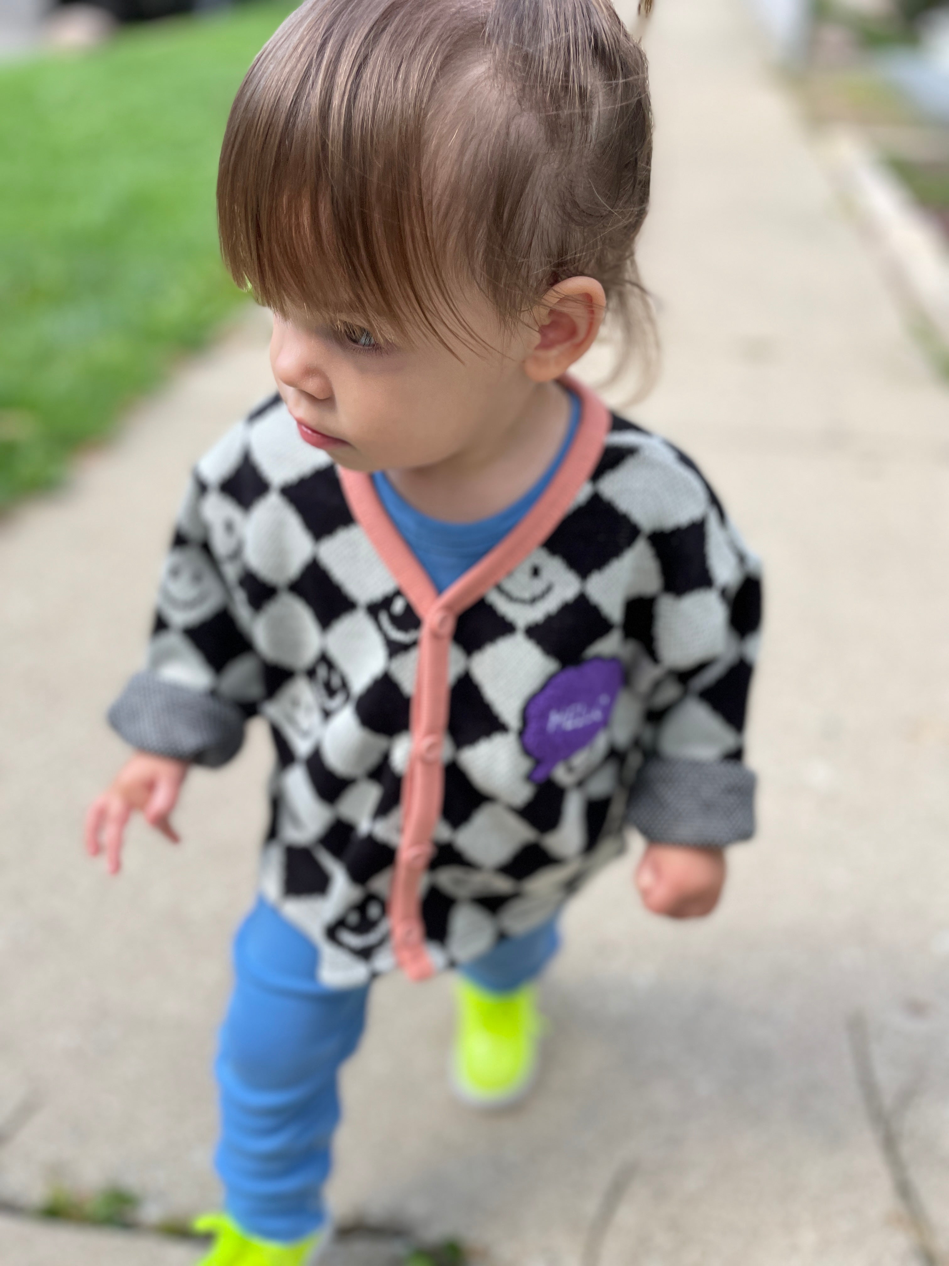 Smile Cardigan in Black