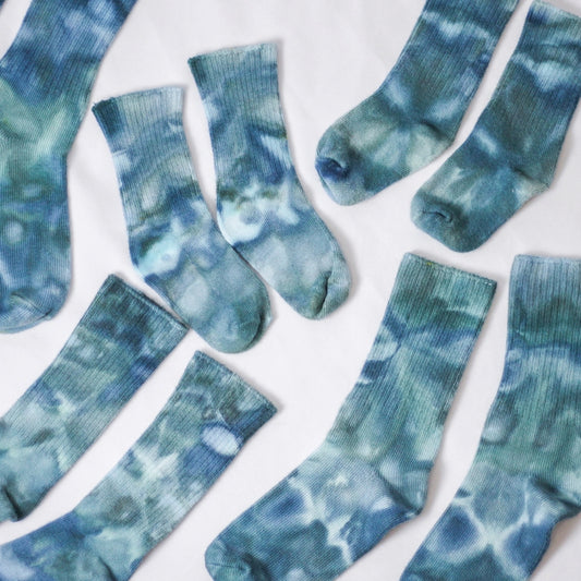 Ice-Dyed Kid Socks in Blue Lagoon